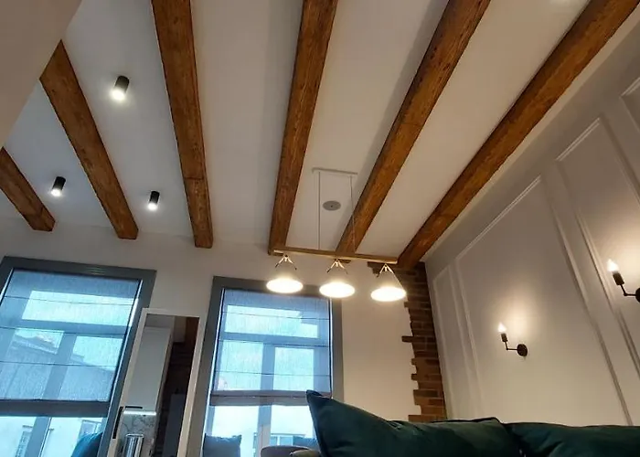 Lion\'S Gate Apartment